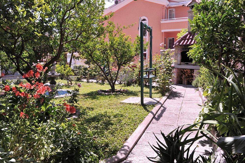 Vila Mila Petrovac Exterior foto
